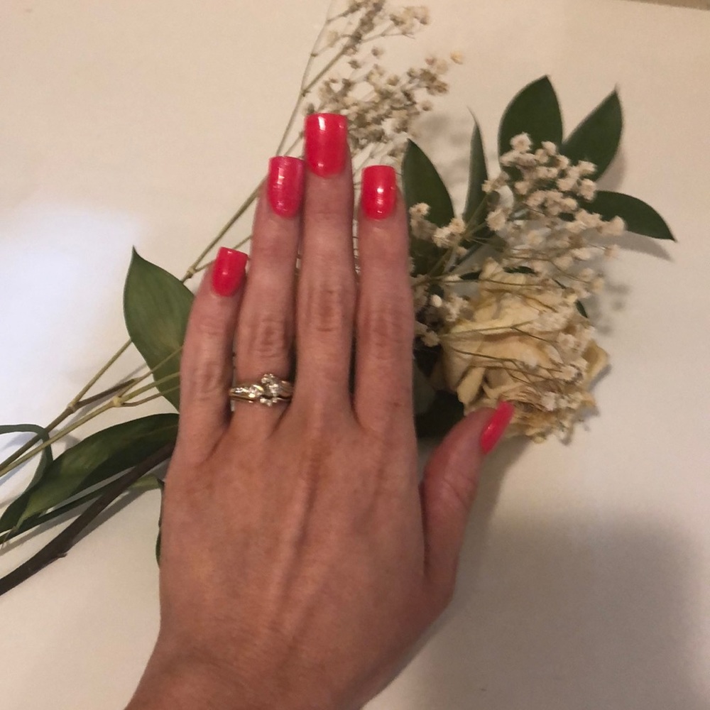 Gold Diamond engagement Ring!!